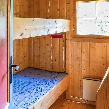 Feriehus Cozy In With Kitchen Heggenes